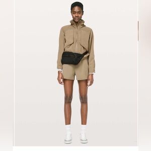 Lululemon On The Fly Short *Woven *2.5" in Frontier | Women’s Size 2